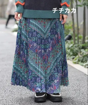 [ 티티카카 ] 빈티지 플라워 플리츠 스커트 빅 사이즈