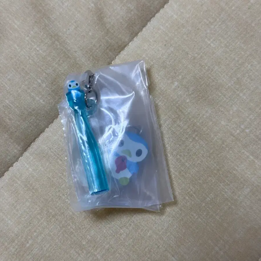 펭귄지우개&연필꽂이 모양 키링