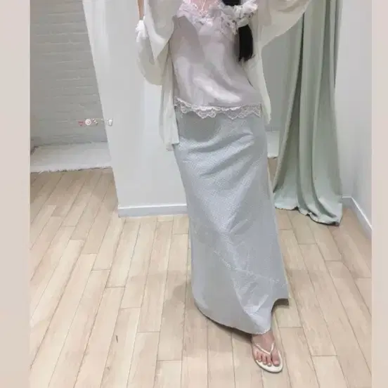 누아누아 세트 구합니다