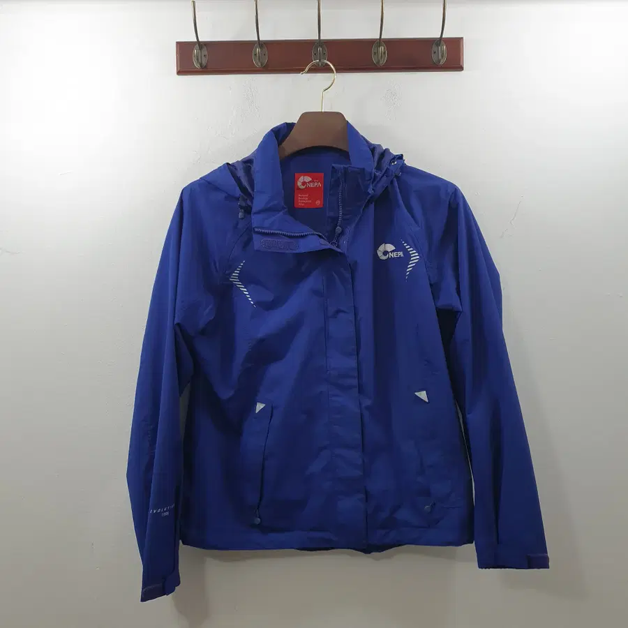 95 네파 남성 블루 데일리 바람막이 자켓