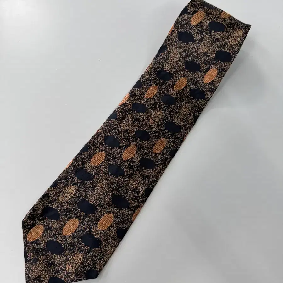 피에르가르뎅(Pierre cardin) 실크 넥타이 9.5cm