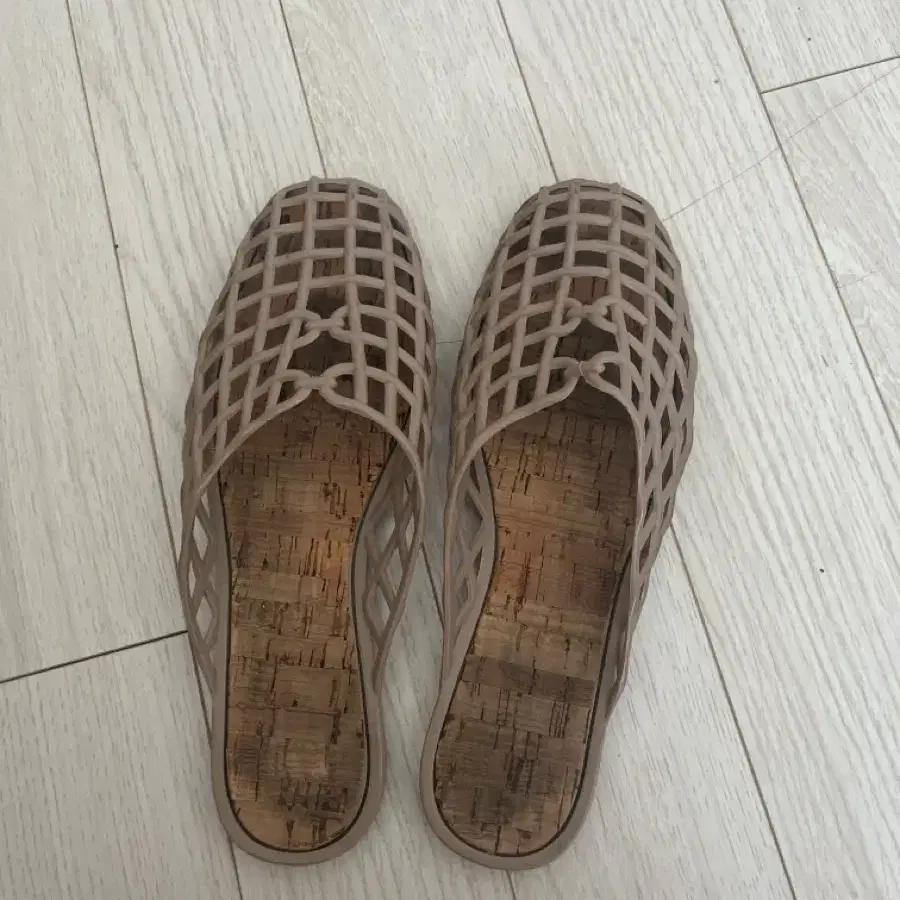 샌들 코르크 밑창 뮬