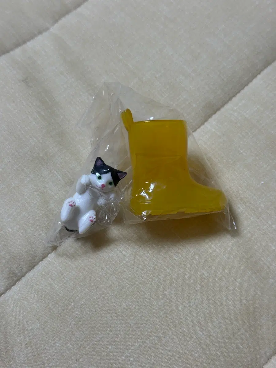 고양이 장화 피규어