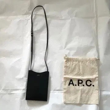 A.P.C 숄더백