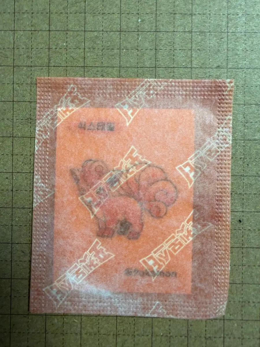 포켓몬 30주년 아트워크 띠부씰 식스테일