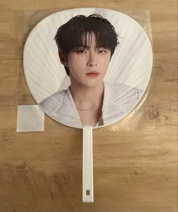 JO1 코노 준키 부채 영연 EIEN