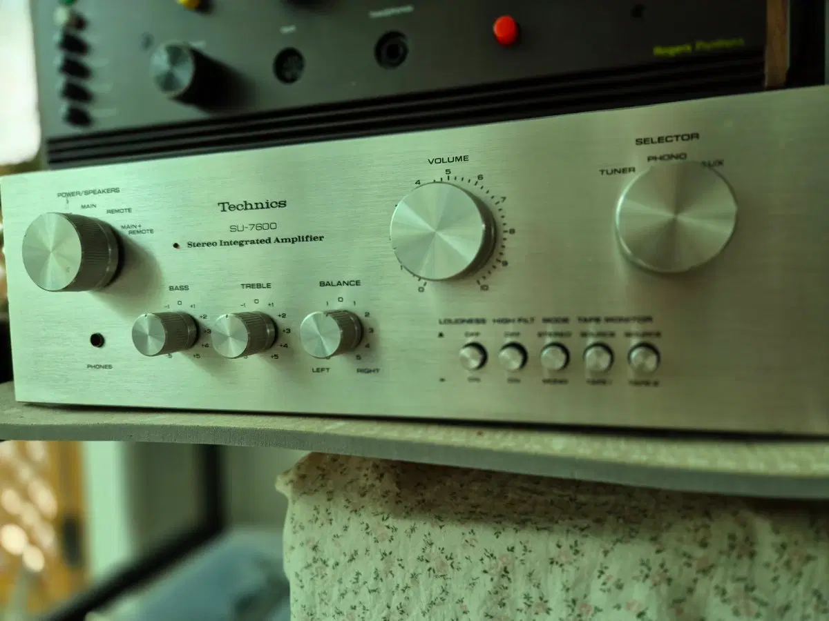 테크닉스 SU-7600 스테레오 인티앰프