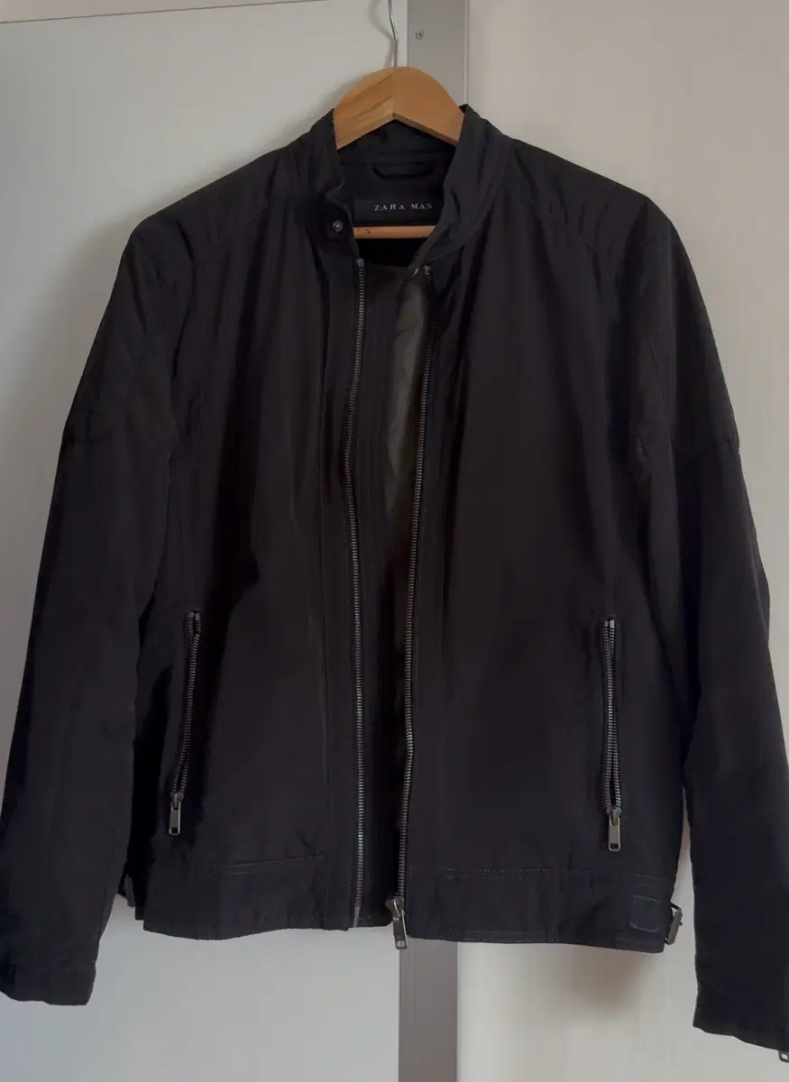 [ZARA MAN]블랙 집업 자켓 M A급