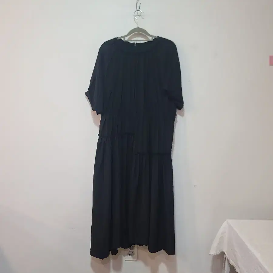 블랙 민소매 롱 원피스