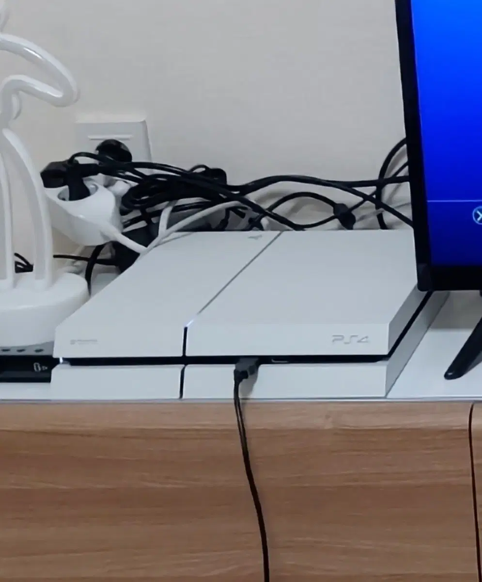PS4 500GB 화이트