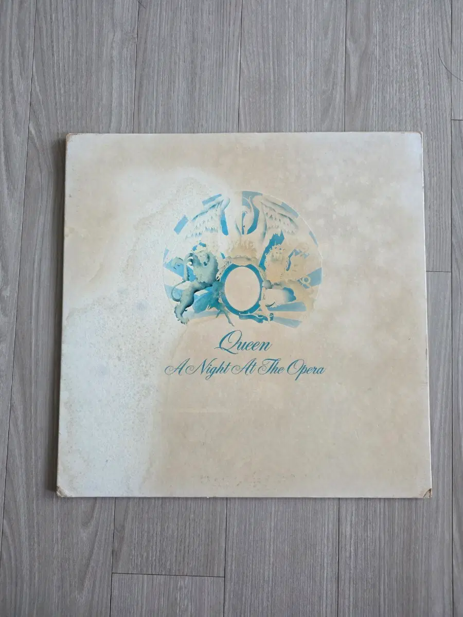 퀸 Queen, A Night At The Opera LP, 보헤미안 랩소디, 일본 초반