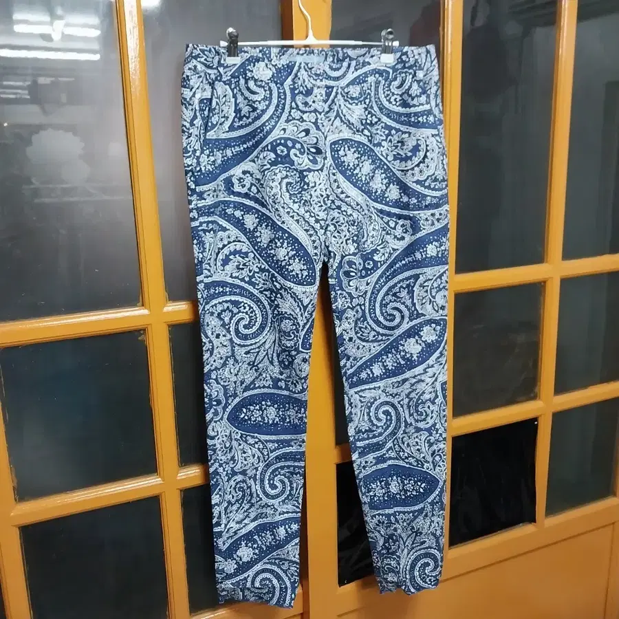 BCBG 여성31 춘추 바지