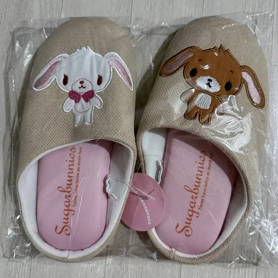 슈가바니즈 자수 실내화 슬리퍼