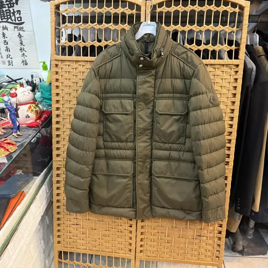 2/100/24fw 정품 몽클레어 푸시아데 필드다운 패딩 팝니다
