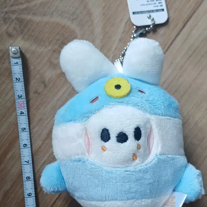 줄무늬 옷 토끼 인형 키링