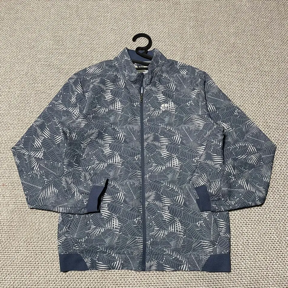 M 네파 경량 등산 자켓 B.7664