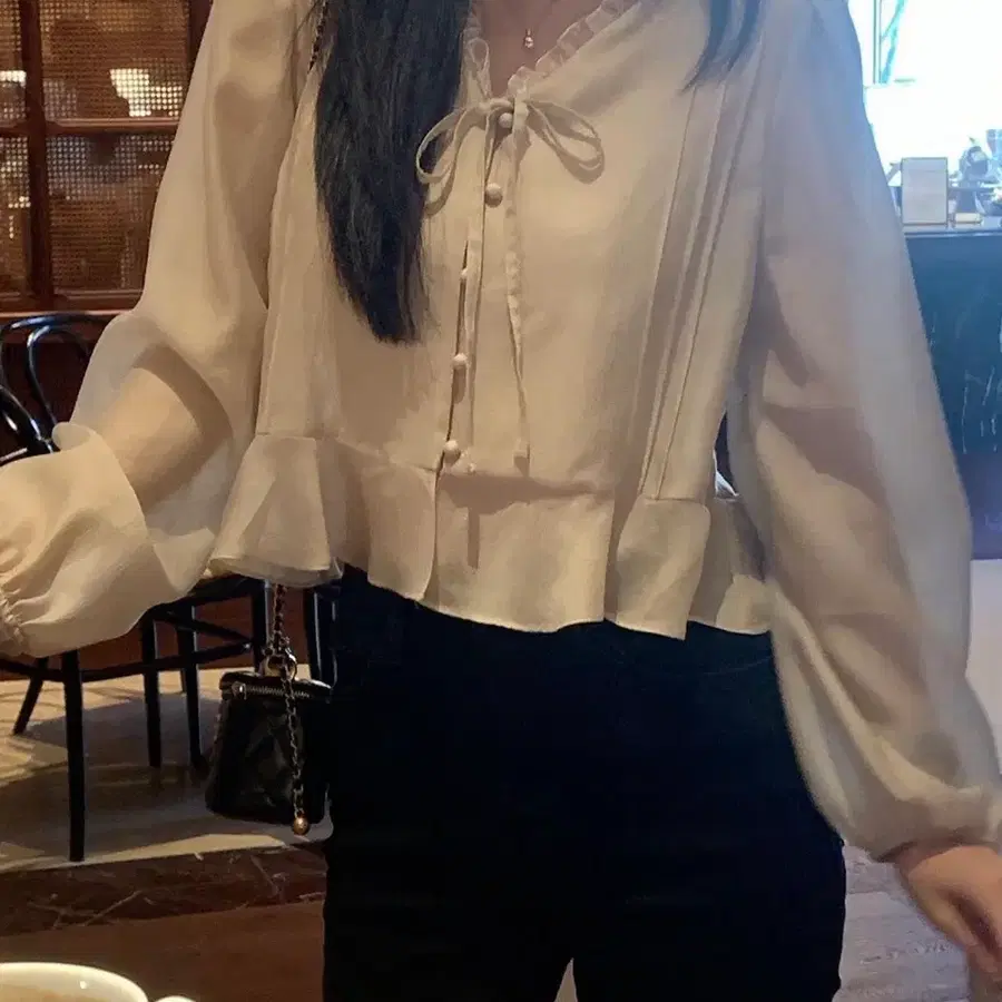 플러터 프릴 블라우스(새상품)