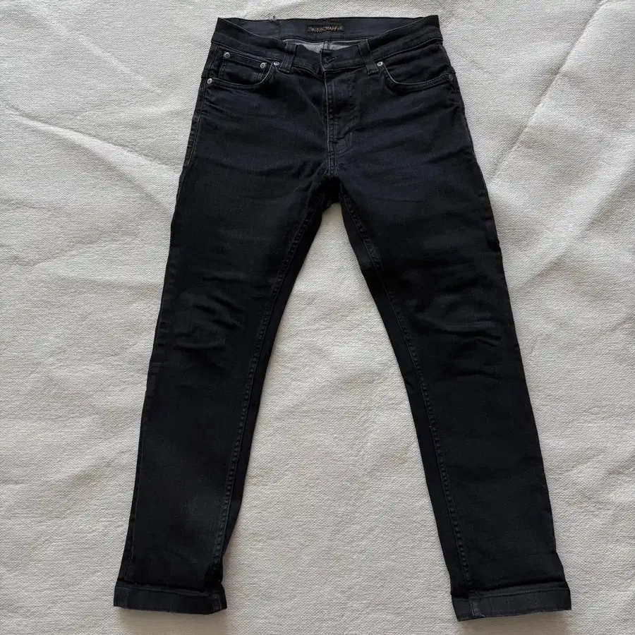 Nudie Jean 씬핀 블랙링