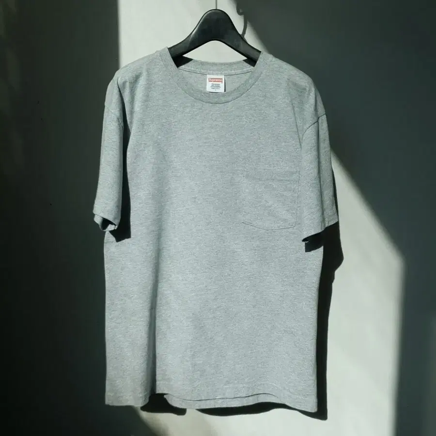 14s/s Supreme x AntiHero Print Tee