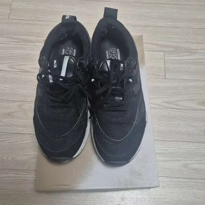 K2 비브람솔 블랙 운동화 판매합니다