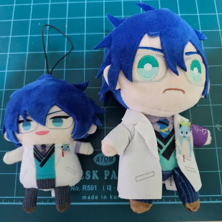 니지산지 레오스 빈센트 퍼펫+누이