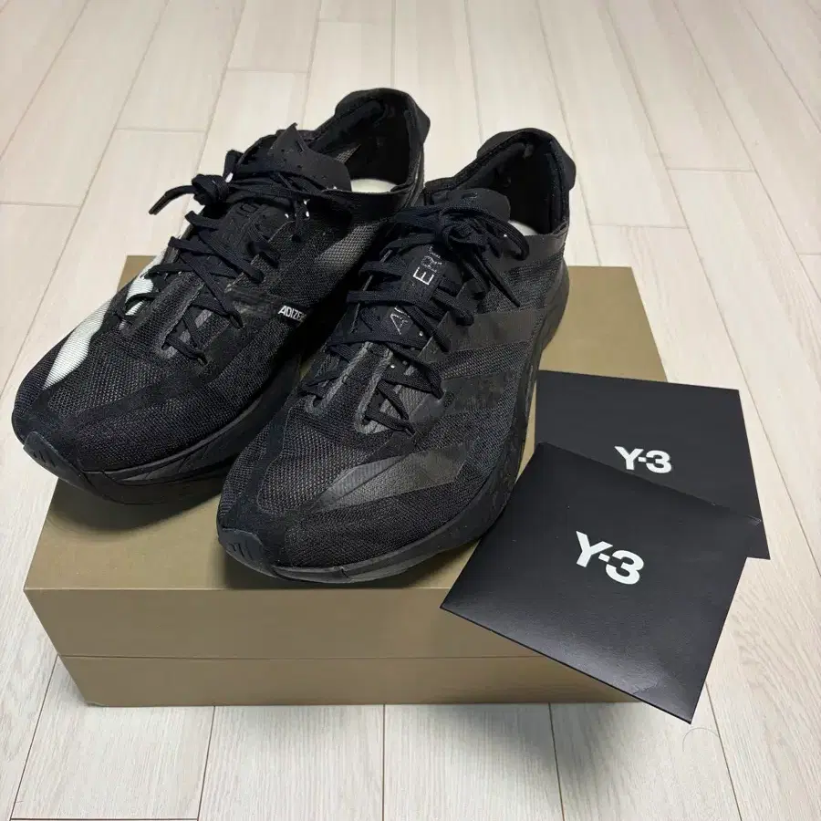 Y-3 아디오스 프로 3.0 코어 블랙 오프 화이트(275)마지막 가격