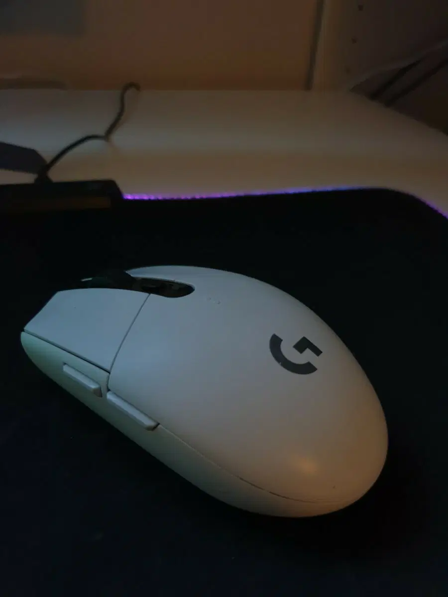 로지텍 G304 화이트 무선 게이밍 마우스 안팔렸어요