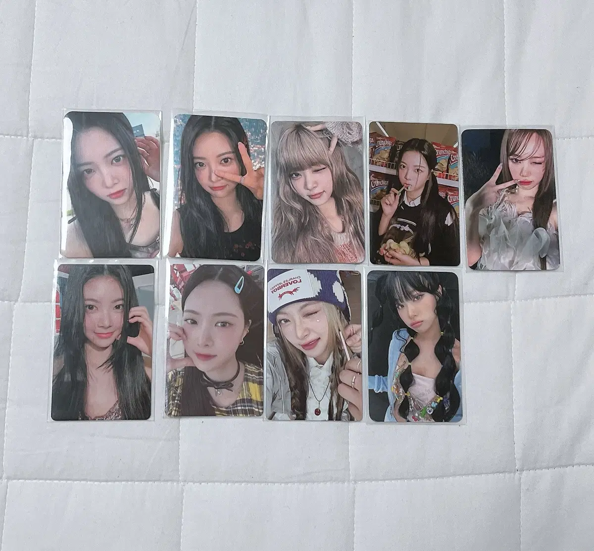 르세라핌 포카 일괄 양도 김채원 홍은채 사쿠라 허윤진 카즈하 피어리스 피어레스 언포기븐 안티프레자일 안티프라자 일본앨범 이지 크레이지