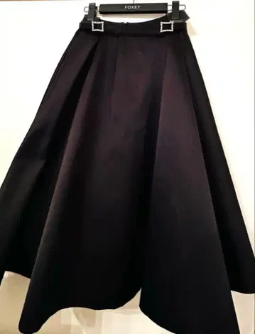 FOXEY 포멀 플레어 스커트 38 실크 100% 벨트 포함 블랙 새상품
