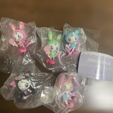 Mezzo Piano 피규어 키링 컴플리트 세트