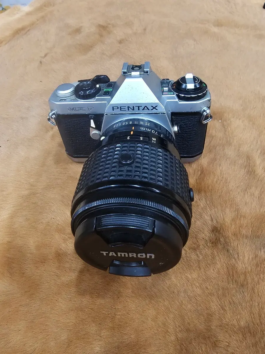 펜탁스 ME F 카메라 + 탐론 70mm 렌즈