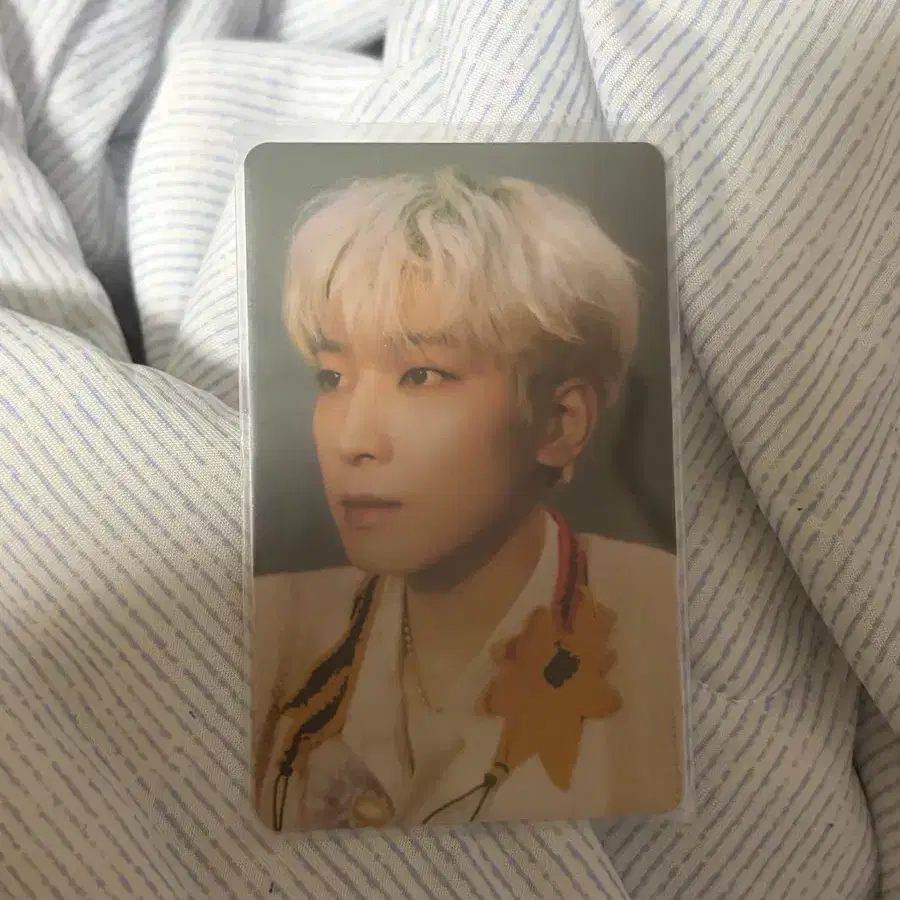 Face the sun 원우 포카