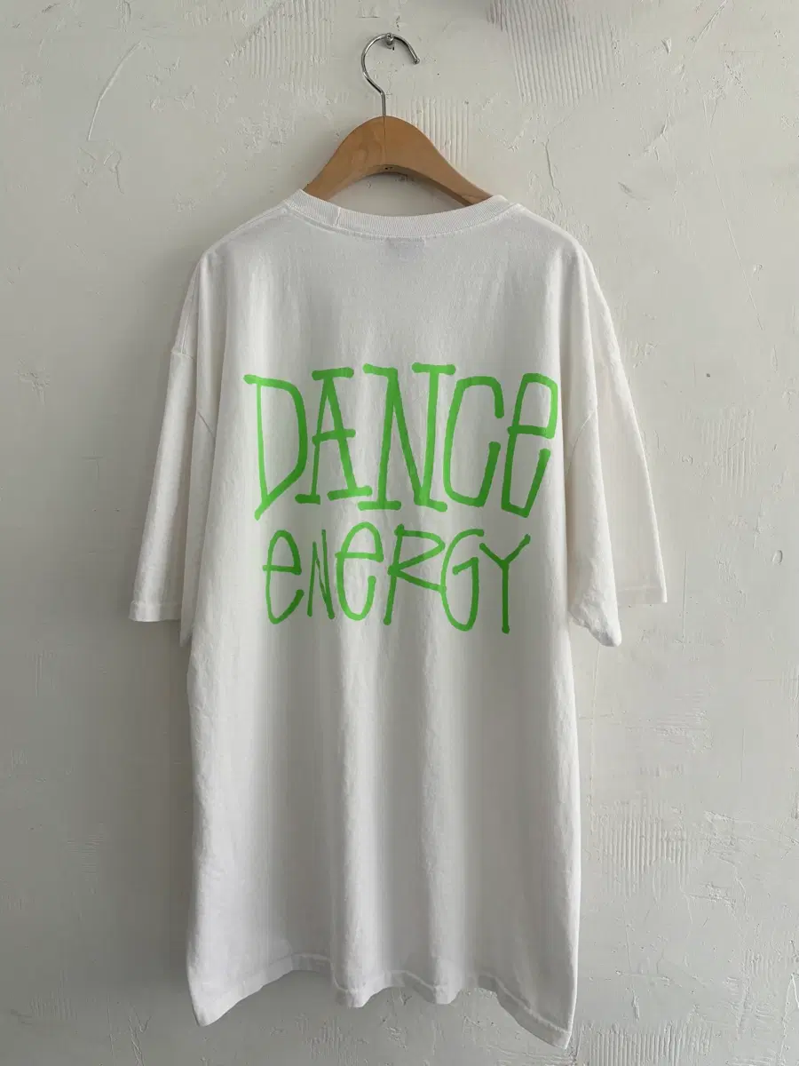 Stussy 스투시 화이트 댄스 에너지 프린팅 티셔츠