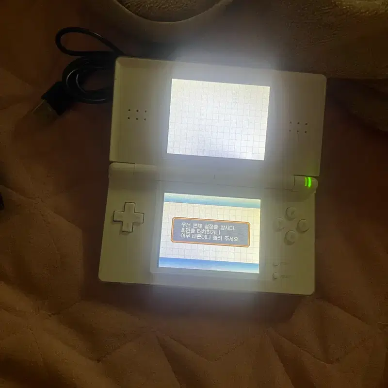 닌텐도 DS Lite 흰색 본체 노하자
