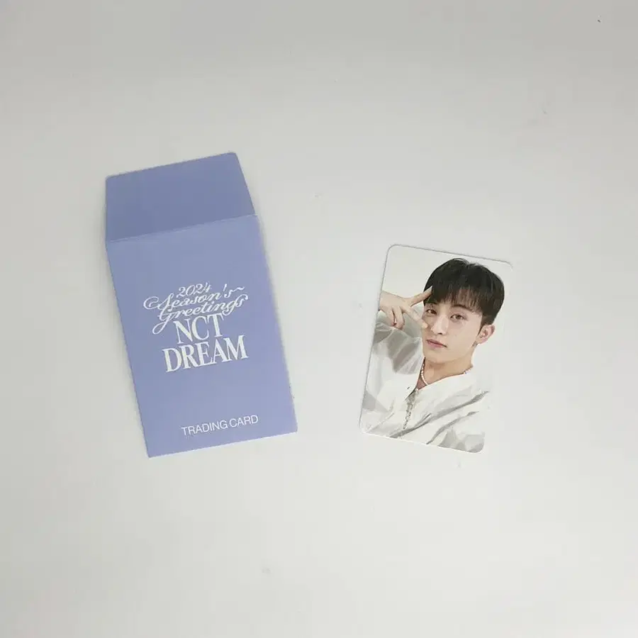 엔시티드림 마크 2024 시즌그리팅 포토카드 B버전 NCT DREAM MARK 2024 SEASON'S GREETINGS PHOTOCARD B_2