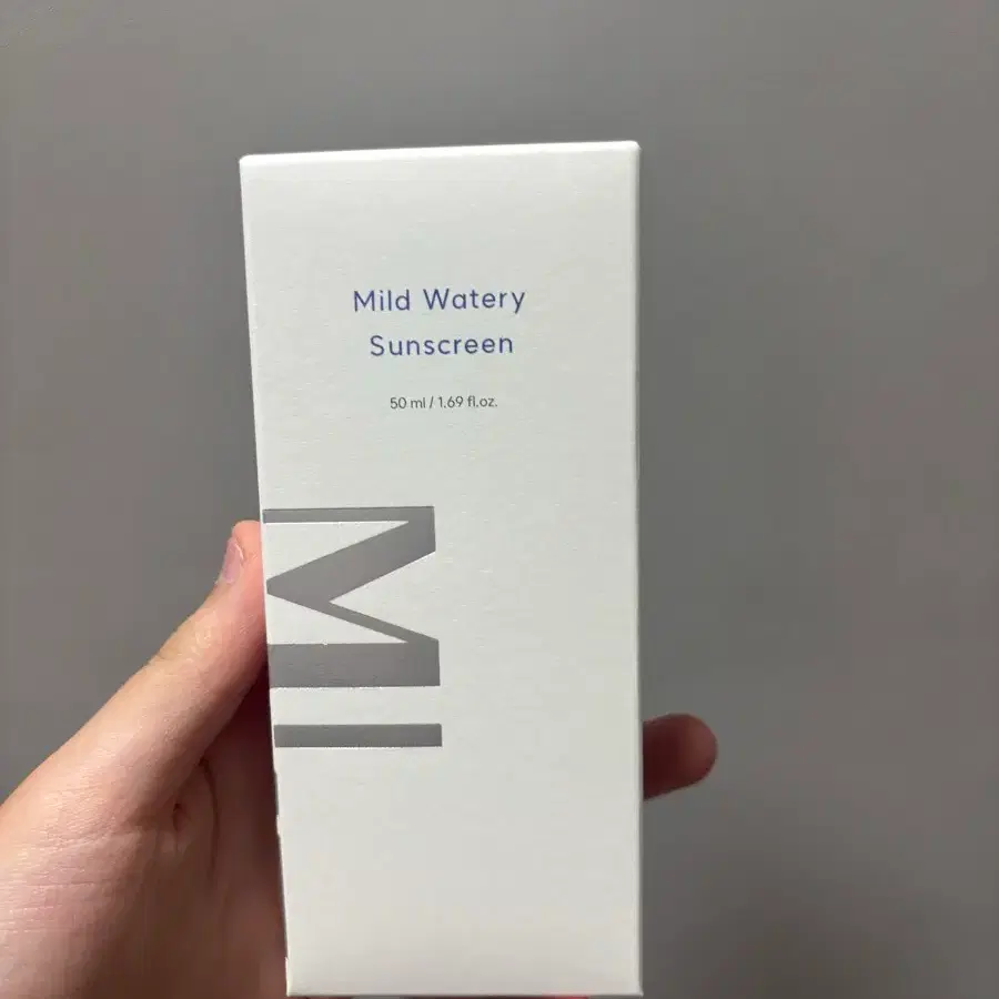 미개봉 밈즈 마일드 워터리 썬스크린 선크림 50ml