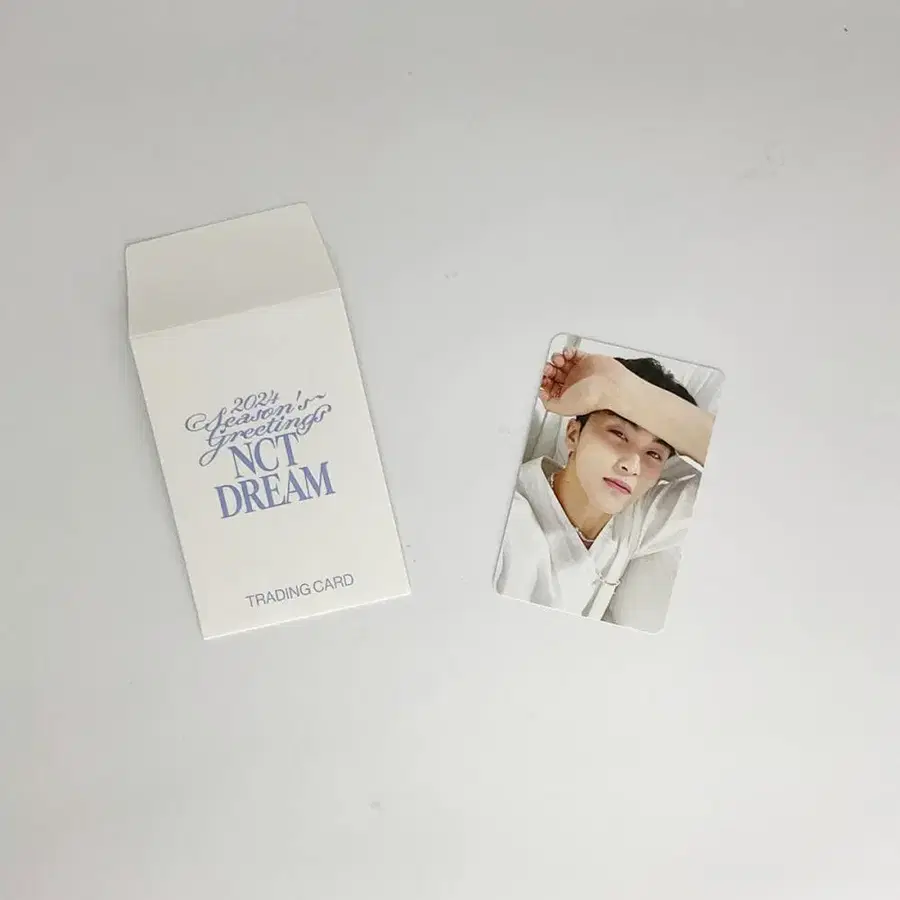 엔시티드림 마크 2024 시즌그리팅 포토카드 A버전 NCT DREAM MARK 2024 SEASON'S GREETINGS PHOTOCARD A_1