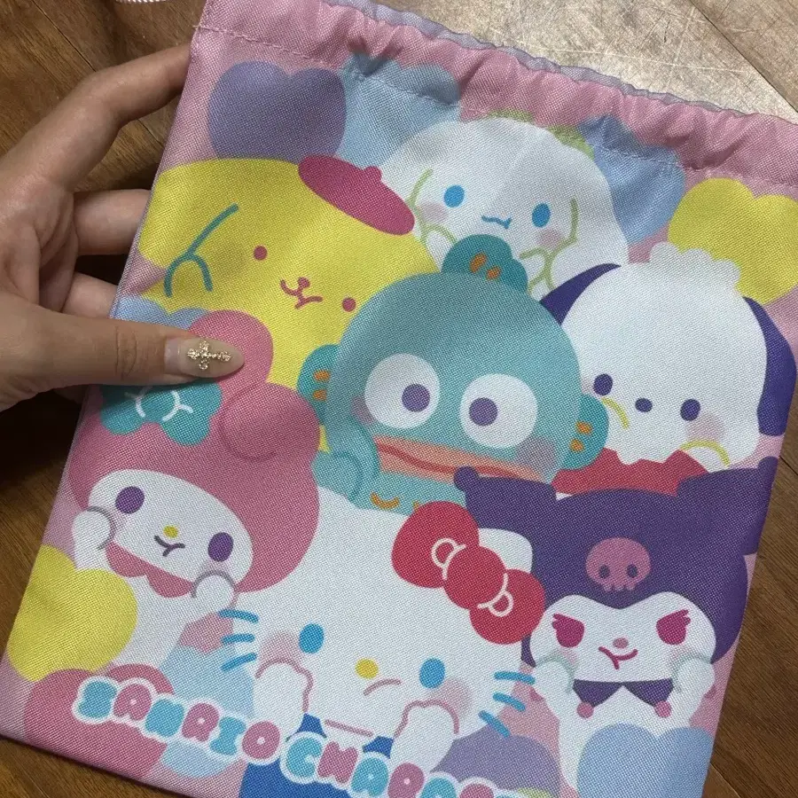 (새상품) 산리오 캐릭터 파우치 정품 조임주머니 복주머니