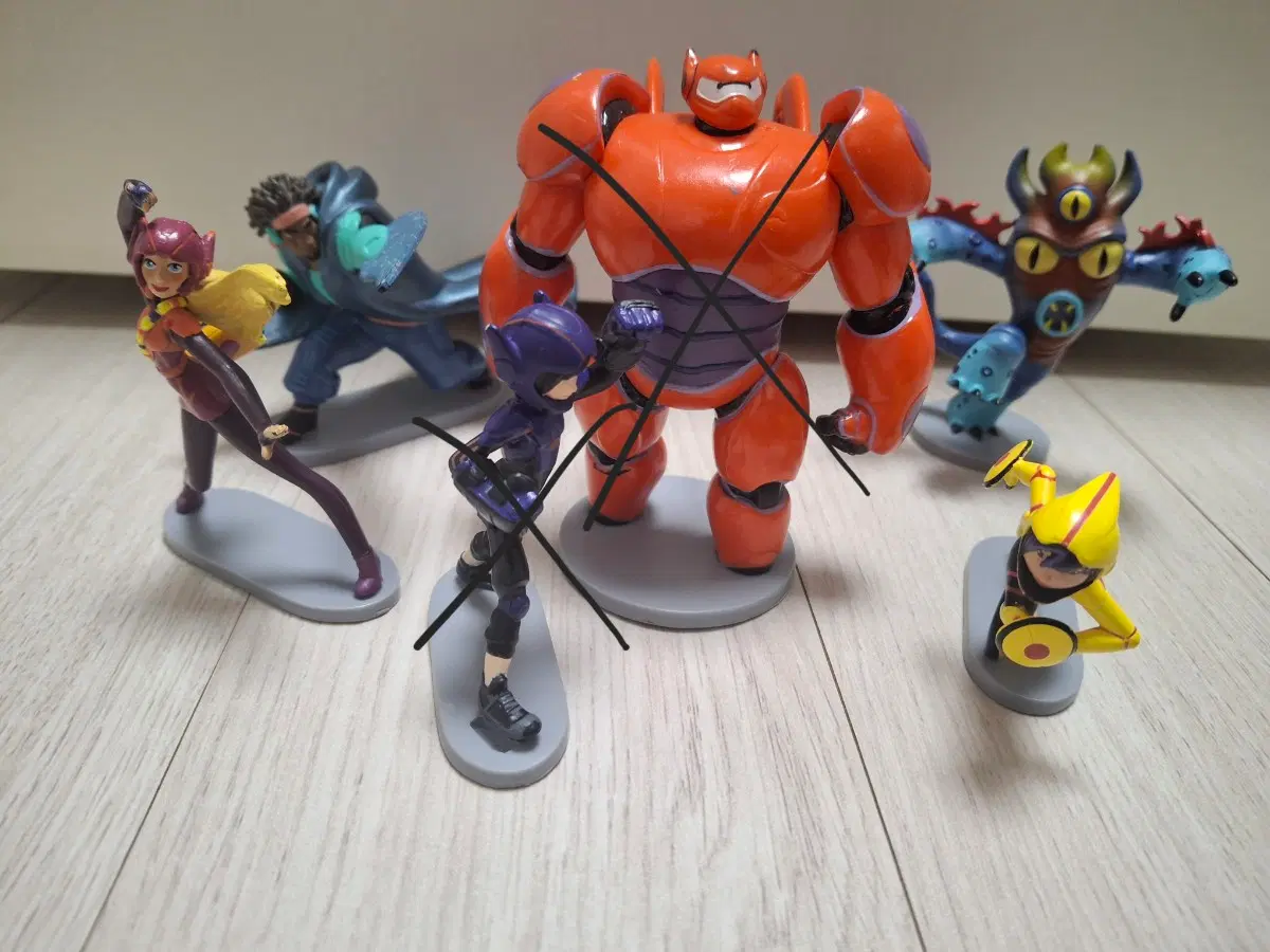 빅히어로 피규어