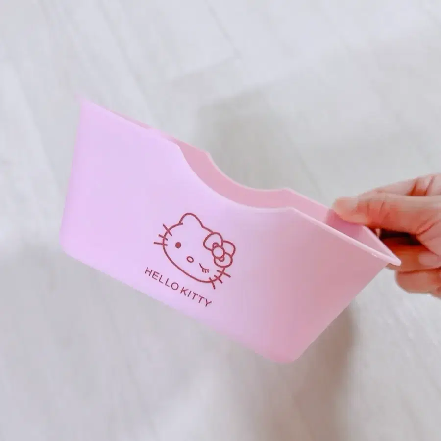 헬로키티 미니 수납 바구니 / 새상품