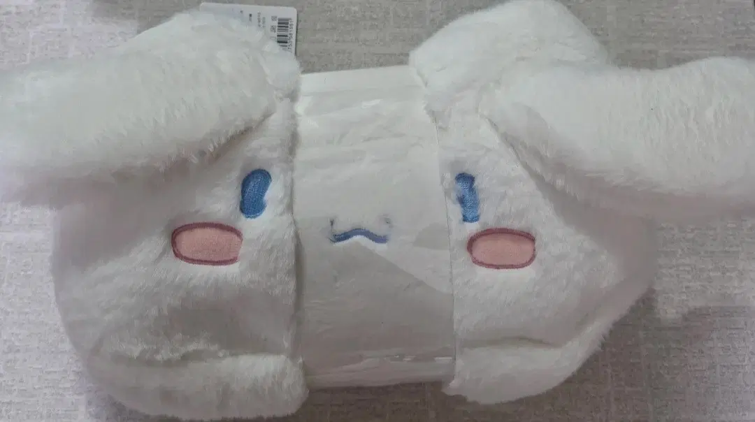 산리오 시나모롤 인형 솜인형 가방 팝니다~