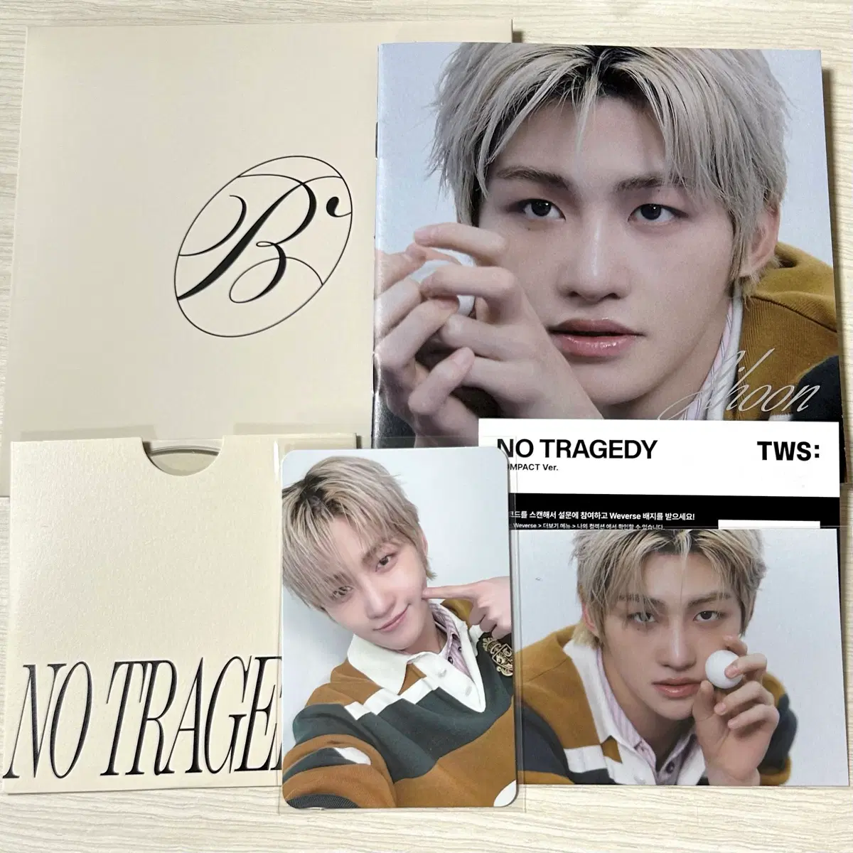 투어스 컴팩트 blush 지훈 세트 앨범 포카 no tragedy
