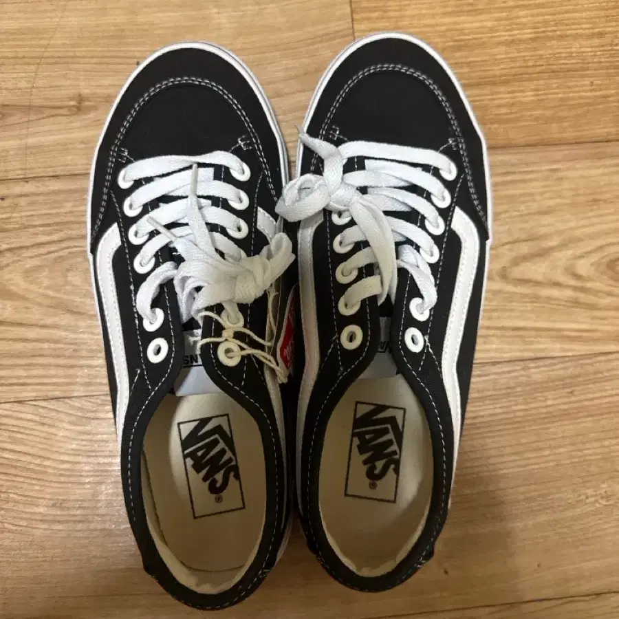 반스(모델명:stance)