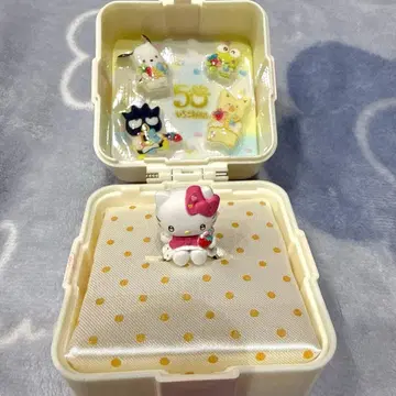 산리오 유메큥 반지 BOX 딸기신문 50주년 헬로키티