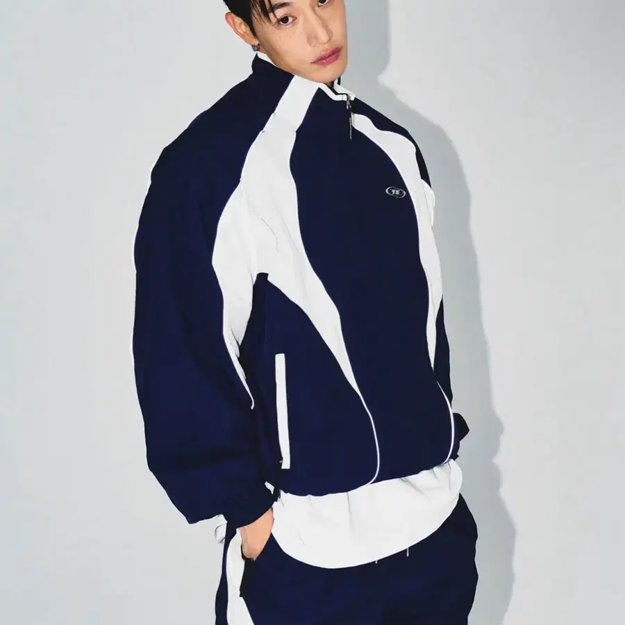 본투윈 NYLON BLOCK JACKET [NAVY] 판매합니다