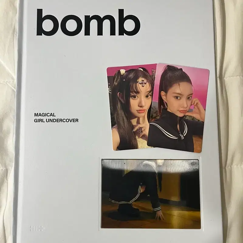 아일릿 (ILLIT) - 미니앨범 3집 : bomb