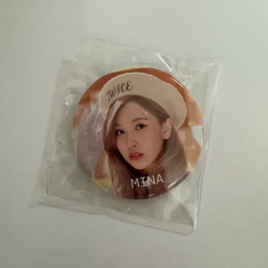 트와이스 미나 캔뱃지 팝니다