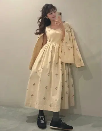 Bibiy. QUEENY DRESS 꽃무늬 원피스