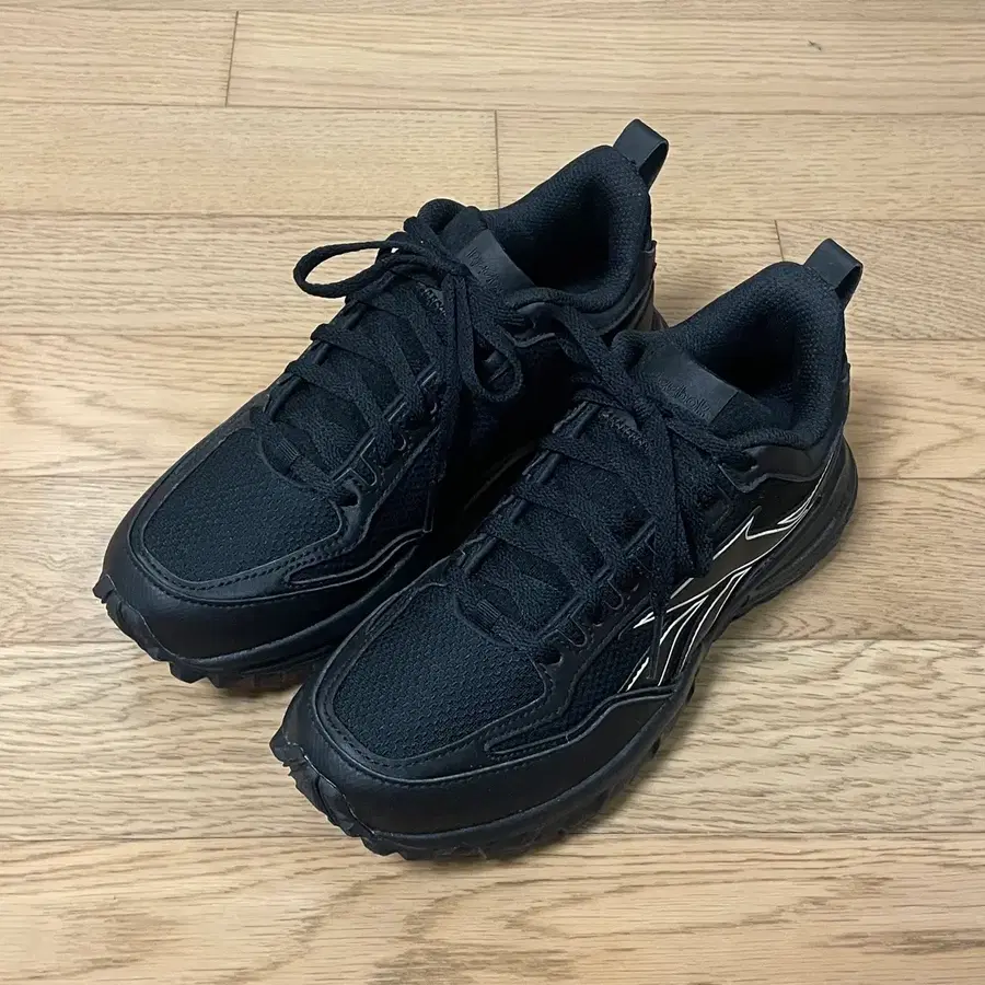 230 / 리복 reebok 백 투 트레일 운동화