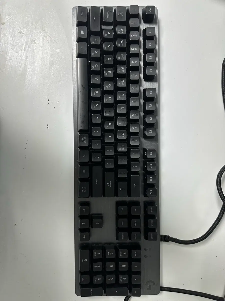 로지텍 게이밍 키보드 g413 carbon 팝니다